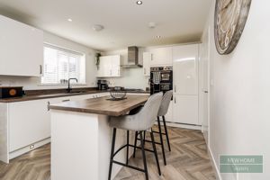 Photo 17- click for photo gallery